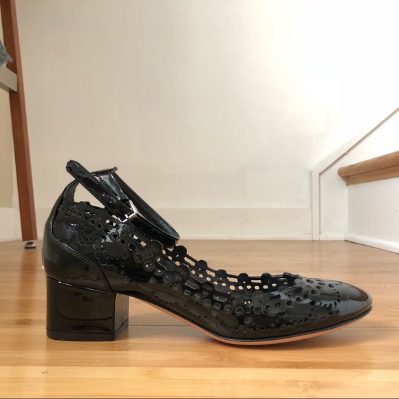 Alexander McQueen Skull Laser Cut Mary Jane Pump - Picture 2 of 8